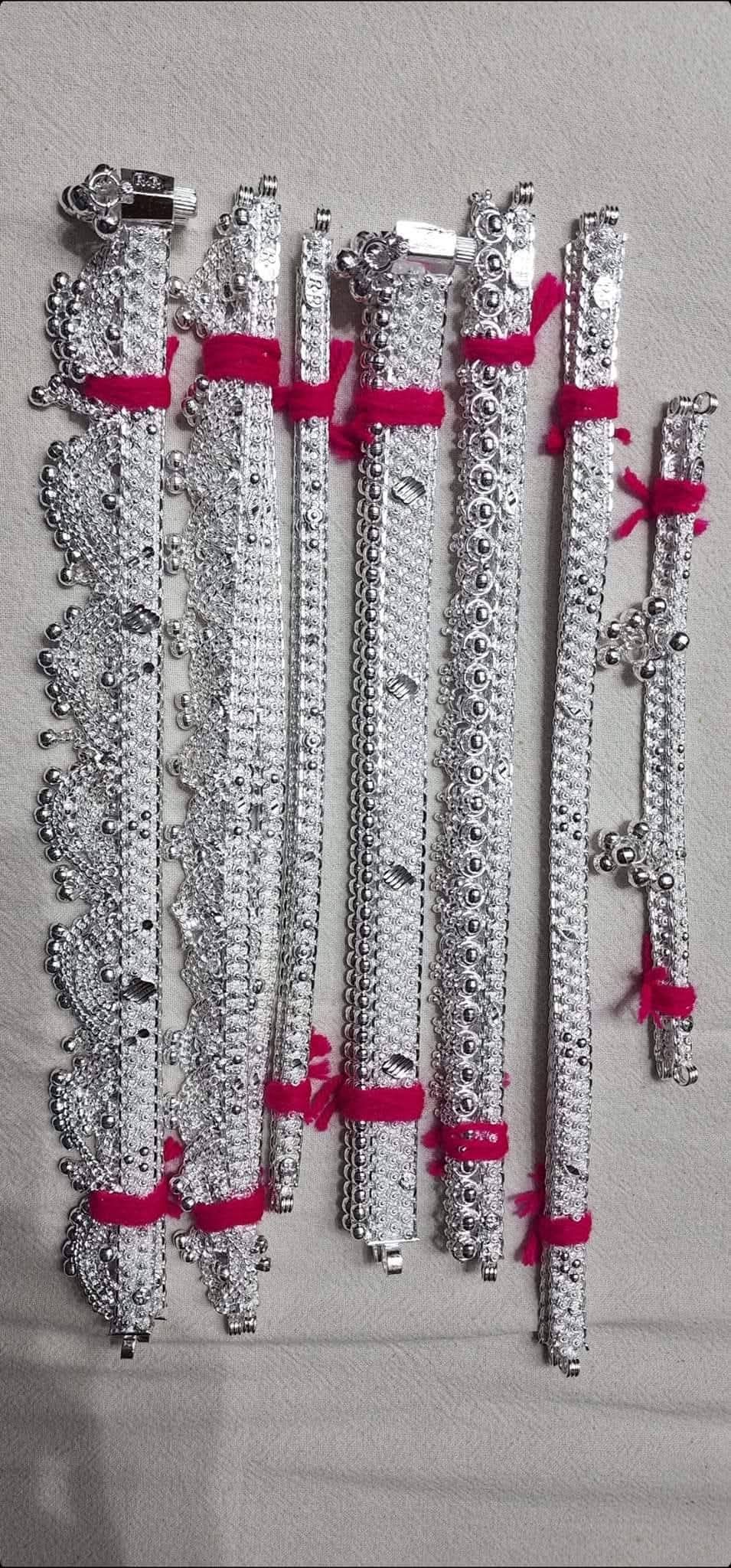 Bangle with ruby stones